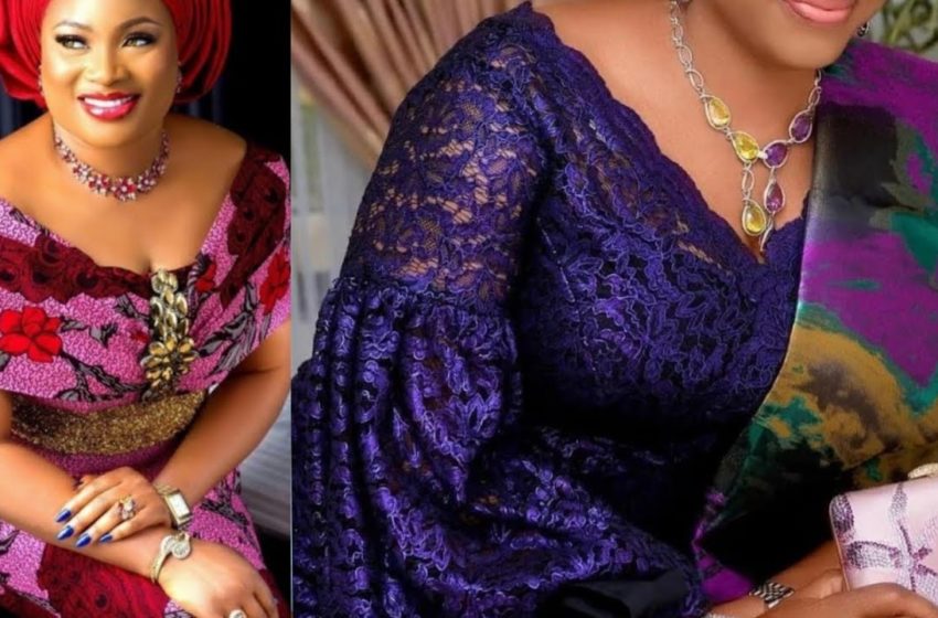  African Fashion: Ankara Print Styles |Asoebi Lace Styles For Owanbe |African Dresses For Ladies 2022