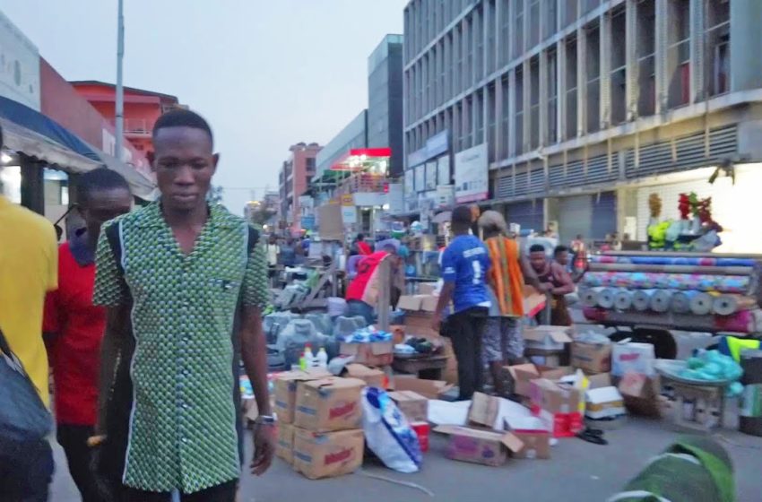  STREET FULL OF CHEAP GOODS ||AFRICAN WALK VIDEOS