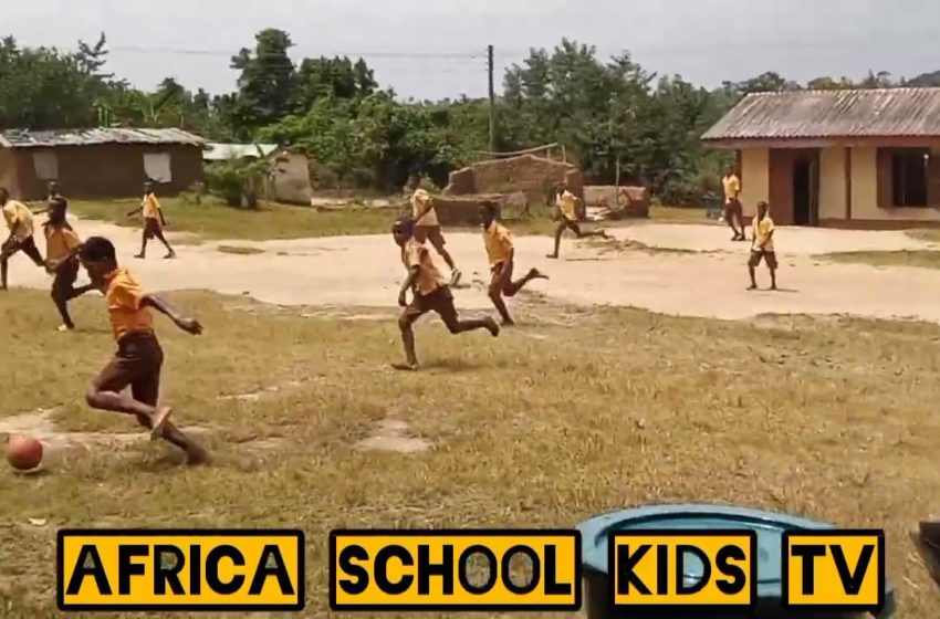  Africa School Kids Playing Football At Break Time 😍 Filmed (Unedited) #Africa #School #Football