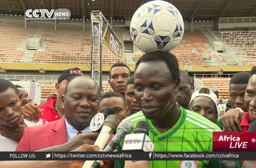  Nigerian sets record for distance walked with football on the head