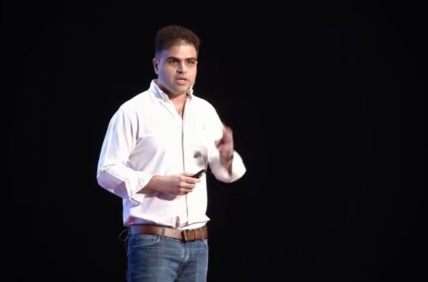  The future with FinTech, Crypto and AI | Ruzbeh Bacha | TEDxAveiro