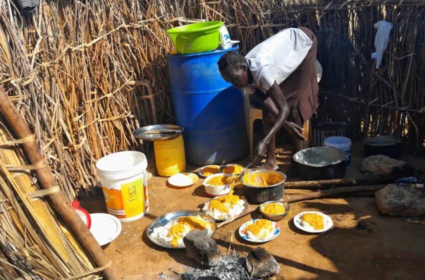  African village life// cooking  most  appetizing   Turkana  food