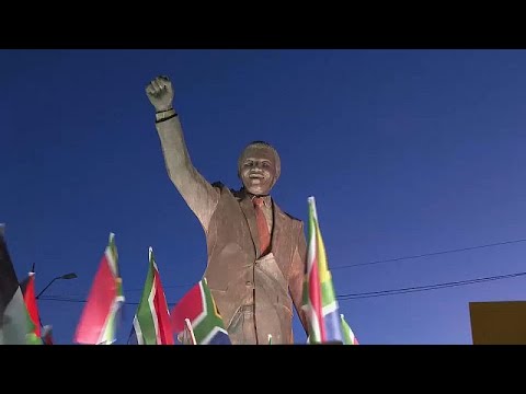 Palestinians gather in Ramallah's Mandela Square to thank South Africa for ICJ case